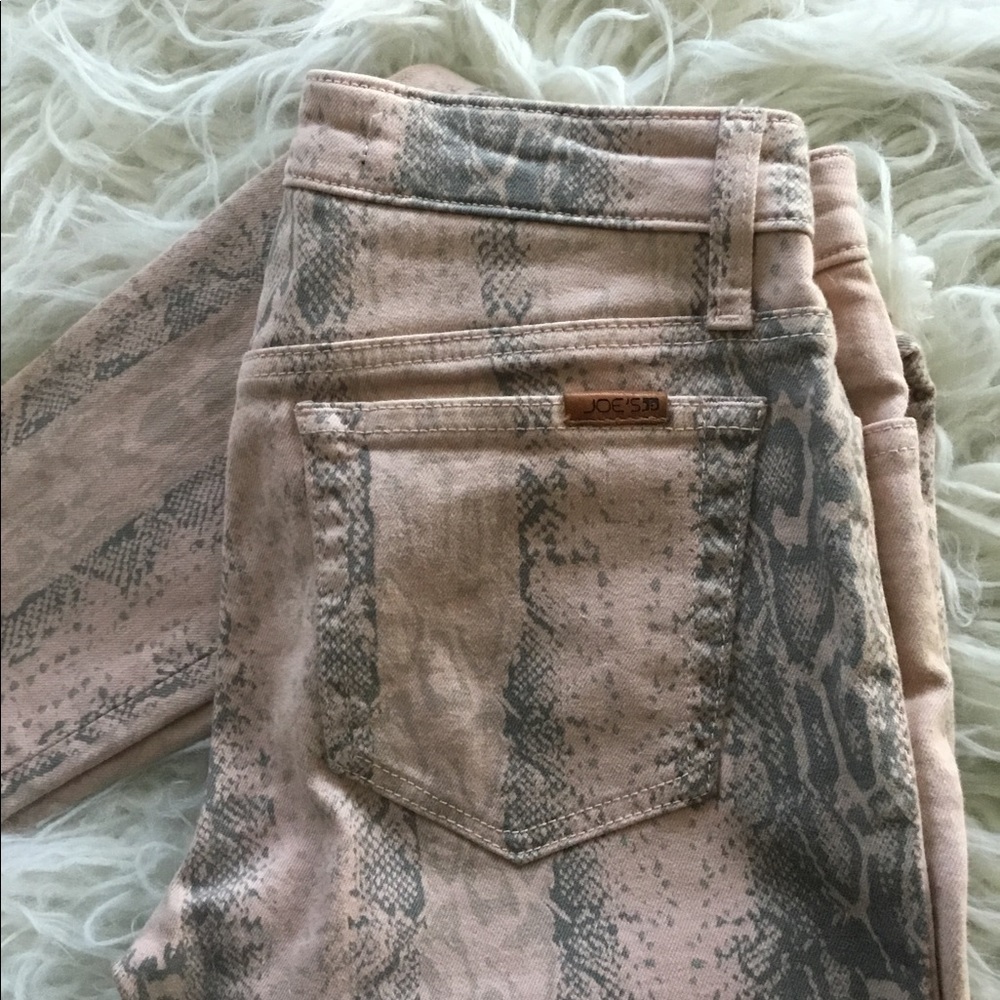 Joe’s Jeans High Water Jeans size 24